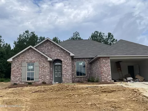553 Fairway Ave, Byram, MS 39272