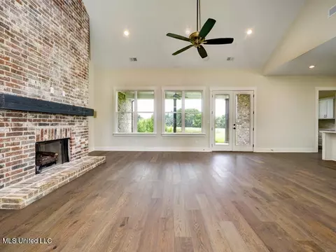 2996 Fossil Hill Dr, Hernando, MS 38632 photo 7