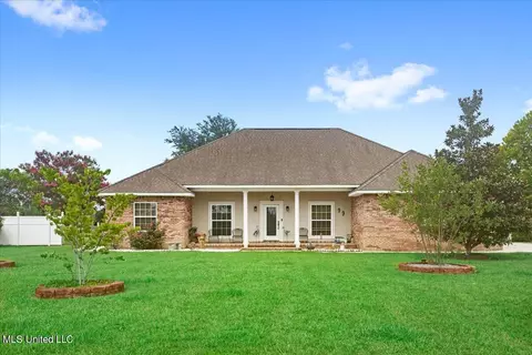 15340 Village Dr, Biloxi, MS 39532