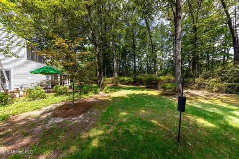 2010 Sheffield Dr, Jackson, MS 39211 photo 21