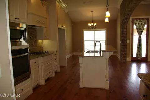110 Tailfeather Dr, Madison, MS 39110 photo 9