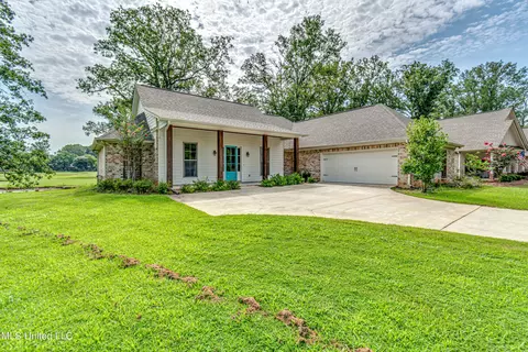 1502 N Old Canton Rd, Canton, MS 39046 photo 2