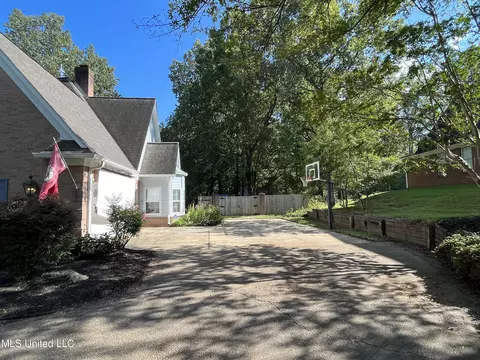 8847 Windersgate Dr, Olive Branch, MS 38654 photo 53