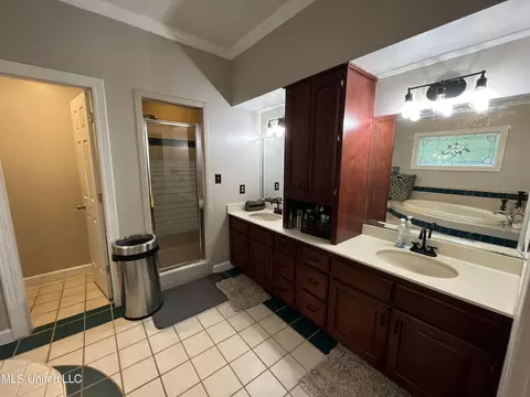 8847 Windersgate Dr, Olive Branch, MS 38654 photo 30