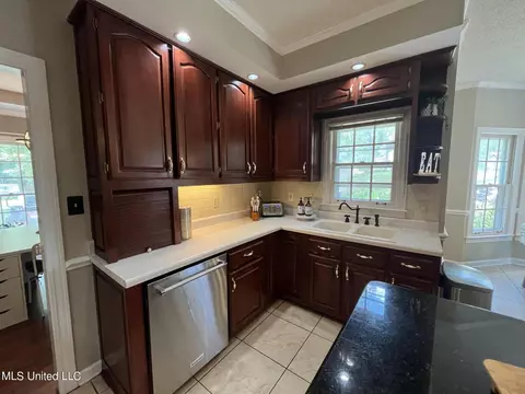 8847 Windersgate Dr, Olive Branch, MS 38654 photo 16