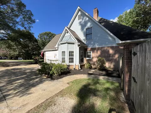 8847 Windersgate Dr, Olive Branch, MS 38654 photo 52