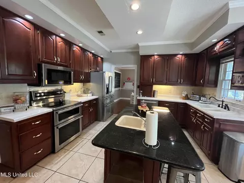8847 Windersgate Dr, Olive Branch, MS 38654 photo 12