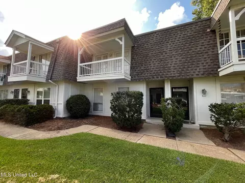 550 Post Rd #407, Ridgeland, MS 39157