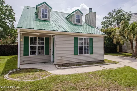 2393 Skylark Cv, Biloxi, MS 39531