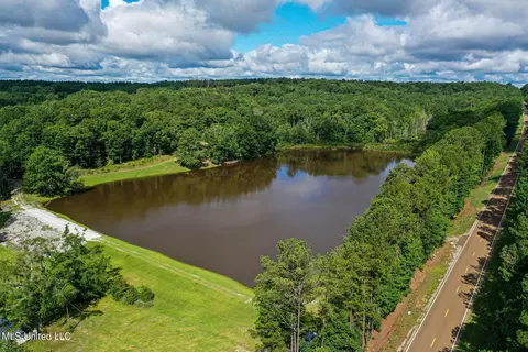 Hwy 19 North, Philadelphia, MS 39350