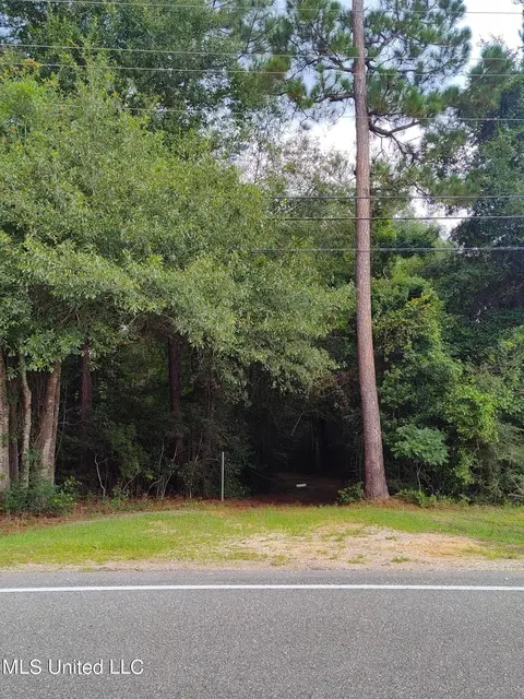 Three Rivers Road, Biloxi, MS 39532 photo 3