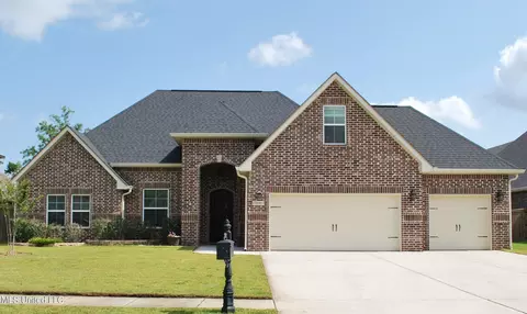 3000 Rue Dominique, D'iberville, MS 39540