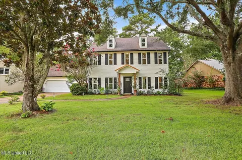 1728 Plantation Blvd, Jackson, MS 39211 photo 2