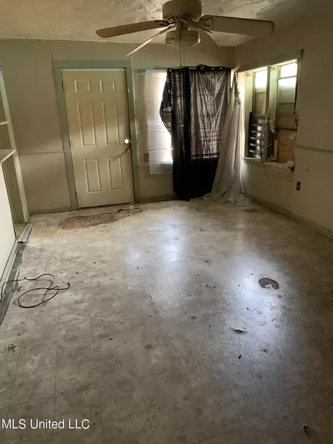 1107 W Silas Brown St, Jackson, MS 39204 photo 7