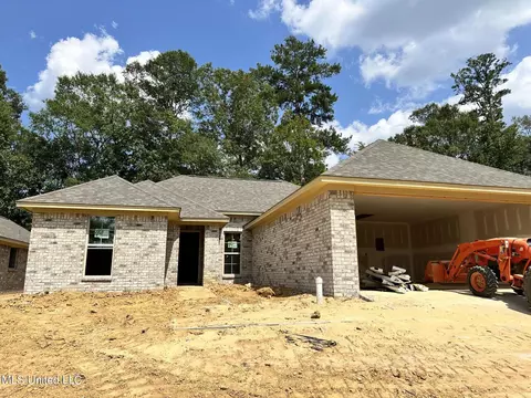 2043 Pebble Creek Dr, Brandon, MS 39042 photo 1
