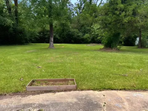 5767 Old Canton Rd, Jackson, MS 39211 photo 3
