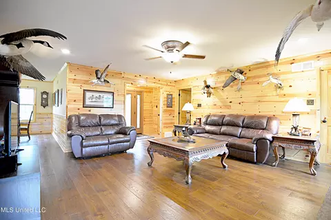 1374 Gaines Rd, Hernando, MS 38632 photo 11