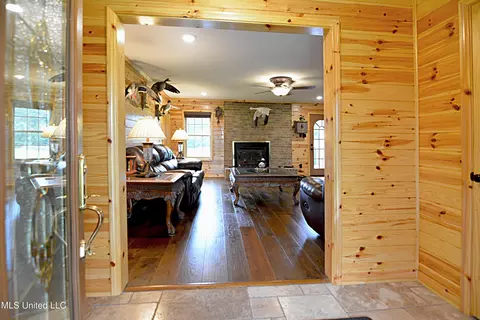 1374 Gaines Rd, Hernando, MS 38632 photo 5