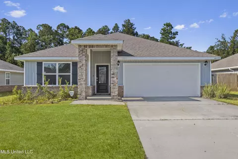 6459 Eastland Cir, Biloxi, MS 39532