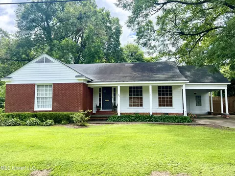 720 Crockett Ave, Greenwood, MS 38930
