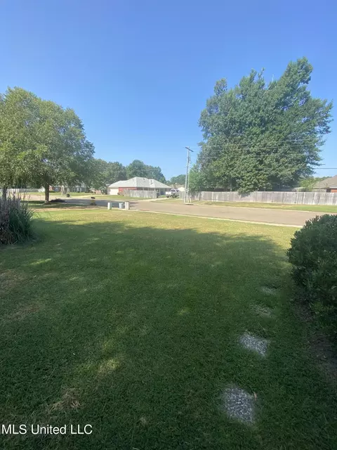 211 Chestnut Dr, Brandon, MS 39047 photo 6