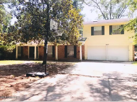5837 Kings Place Pl, Jackson, MS 39211