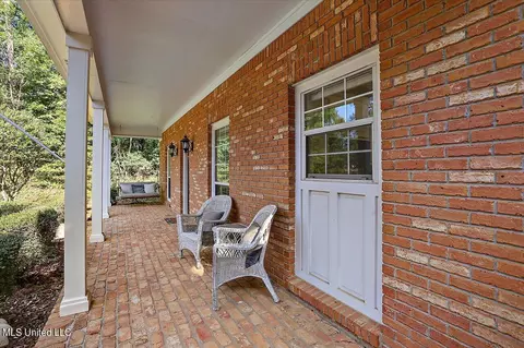 143 Azalea Trails Dr, Brandon, MS 39047 photo 7