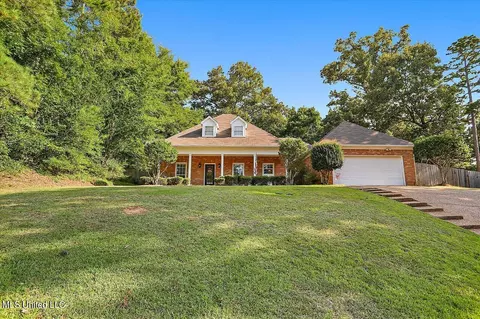 143 Azalea Trails Dr, Brandon, MS 39047 photo 3
