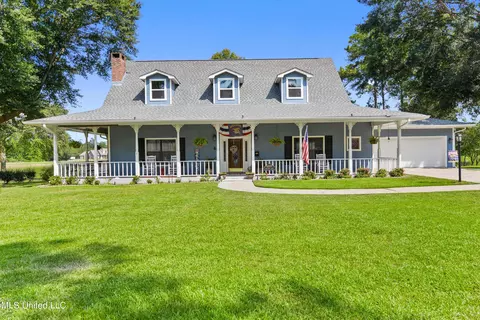 4009 Driftwood Dr, Picayune, MS 39466