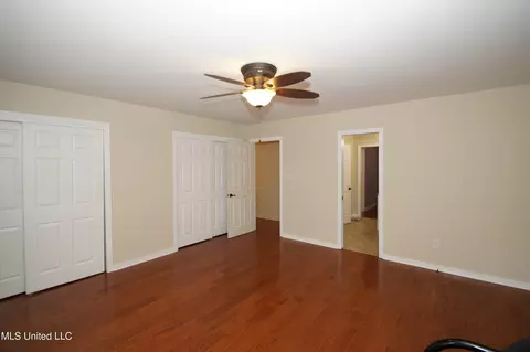 1329 Robert Dr, Jackson, MS 39211 photo 17