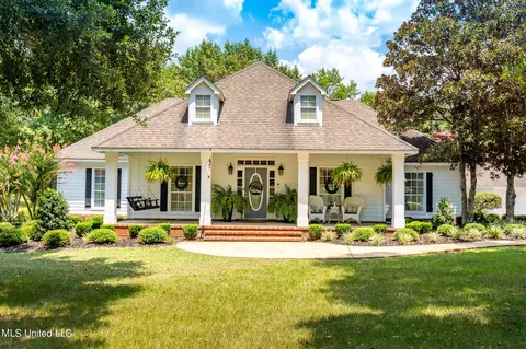 2130 Ward Pineview Rd, Lucedale, MS 39452