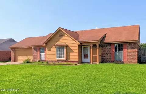 2632 Pintail Dr, Horn Lake, MS 38637