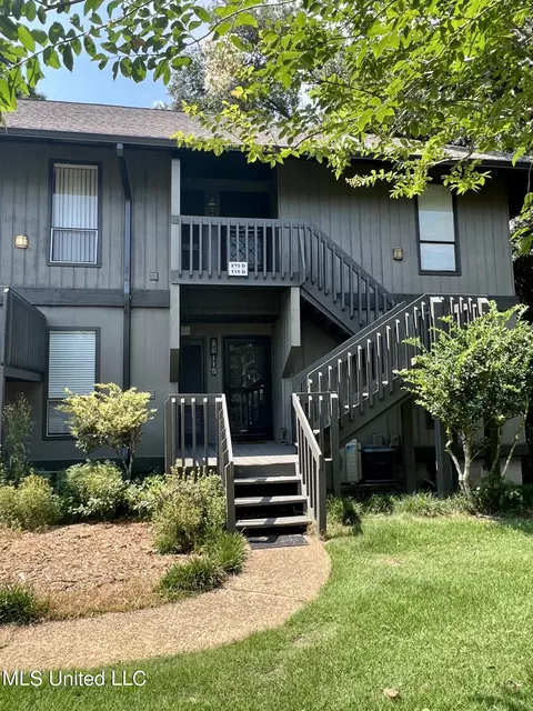 115 Lanai #D, Diamondhead, MS 39525