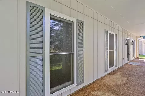 332 Hanley Cir, Brandon, MS 39047 photo 4