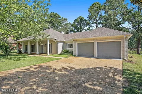 332 Hanley Cir, Brandon, MS 39047 photo 2