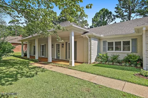332 Hanley Cir, Brandon, MS 39047 photo 3