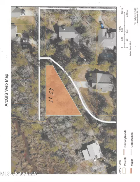 9205 N 5th St, Ocean Springs, MS 39564