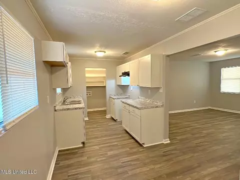 Kitchen - 64 Hicks Ln, Laurel, MS 39443 photo 1 of 3