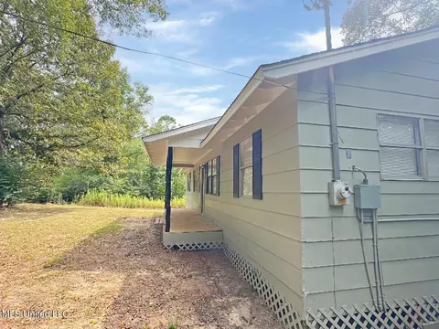 Exterior - 64 Hicks Ln, Laurel, MS 39443 photo 5 of 5