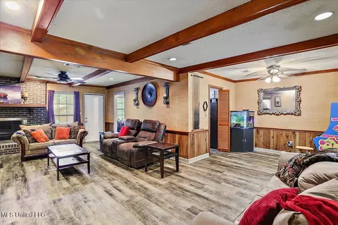 193 Fox Run Dr, Jackson, MS 39212 photo 8