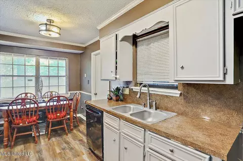193 Fox Run Dr, Jackson, MS 39212 photo 11