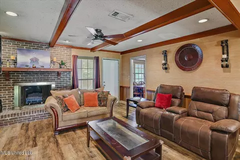 193 Fox Run Dr, Jackson, MS 39212 photo 5