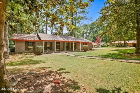 193 Fox Run Dr, Jackson, MS 39212 photo 2