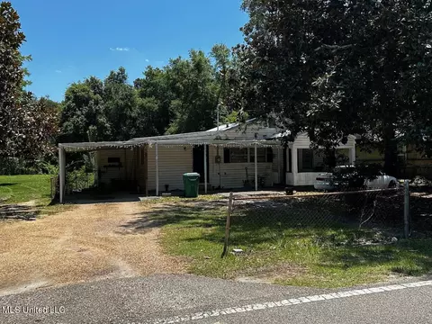 452 Tegarden Rd, Gulfport, MS 39507