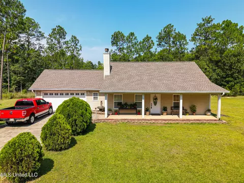 19072 Landon Rd, Gulfport, MS 39503