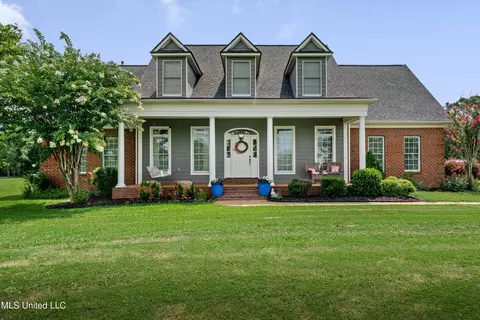 140 Winter Oaks Dr, Lamar, MS 38642
