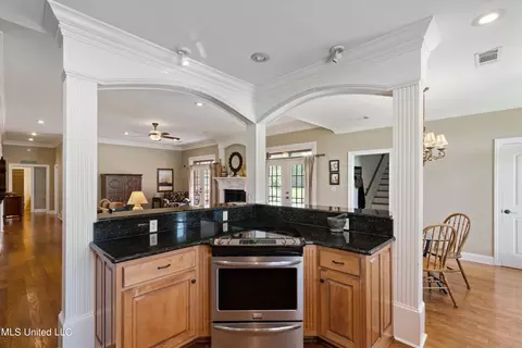 140 Winter Oaks Dr, Lamar, MS 38642 photo 8