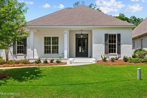 241 N Central Ave, Ridgeland, MS 39157