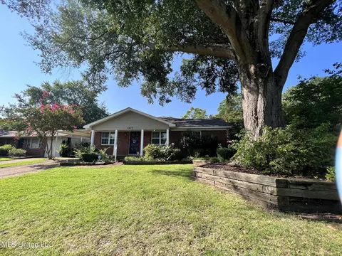 1877 Mississippi Valley Blvd, Southaven, MS 38671