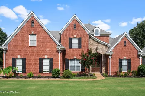 1665 Cedar Lake Cir, Hernando, MS 38632 photo 2